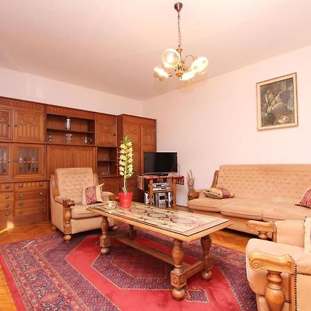 Apartment Clementina Visnjan Luaran gambar