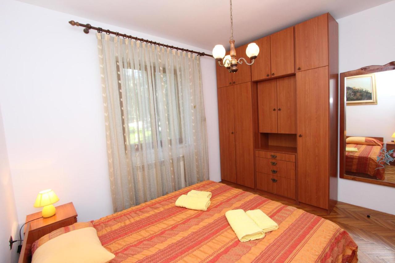 Apartment Clementina Visnjan Luaran gambar